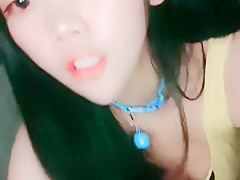 Asian Teen Cutie Masturbates