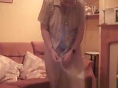 Exhibition of old slut. Amateur.